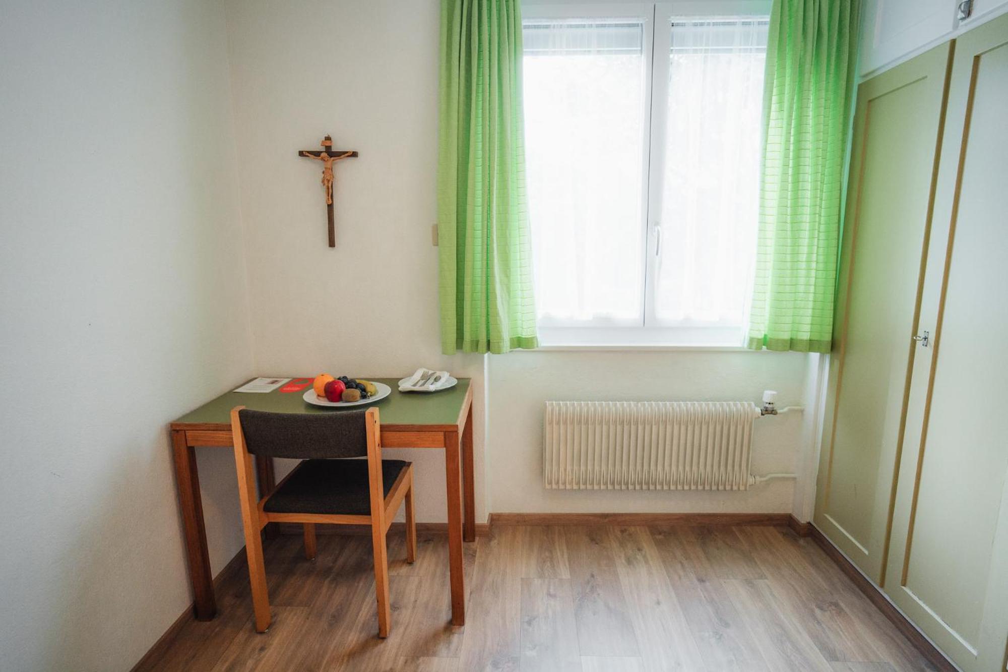 B&B Haus Schoenstatt Contactless- Check-In Brig Eksteriør bilde