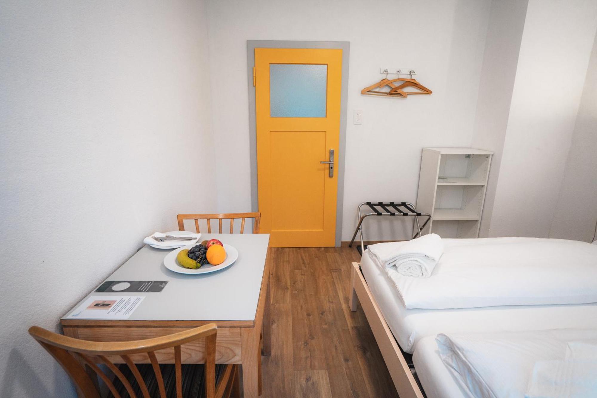B&B Haus Schoenstatt Contactless- Check-In Brig Eksteriør bilde
