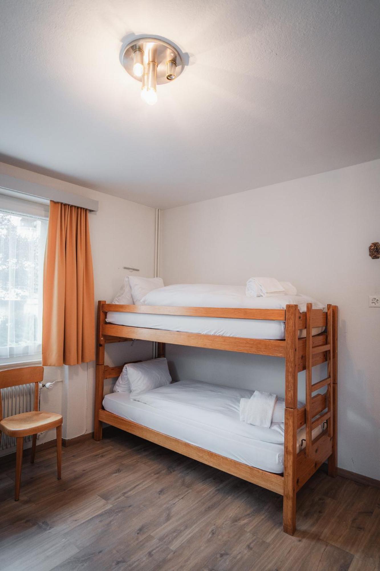 B&B Haus Schoenstatt Contactless- Check-In Brig Eksteriør bilde